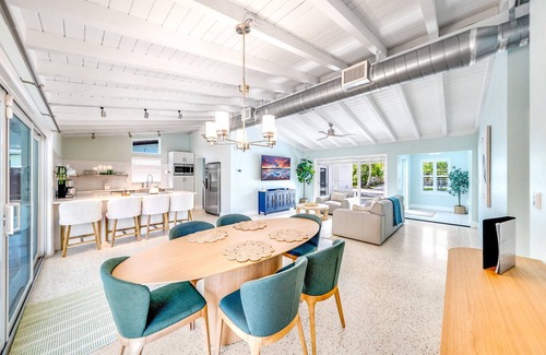 Riverside Park Haus | Pool! Waterfront & Tiki Hut! Close To Beach!