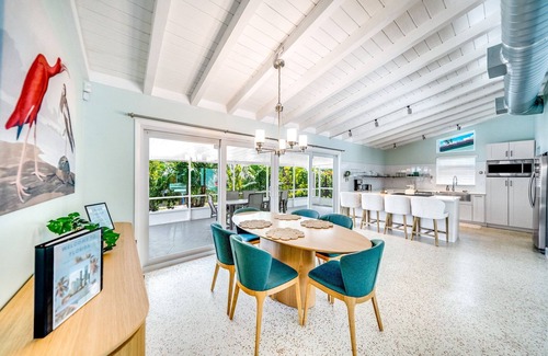 Riverside Park Haus | Pool! Waterfront & Tiki Hut! Close To Beach!