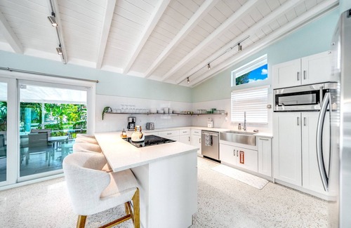 Riverside Park Haus | Pool! Waterfront & Tiki Hut! Close To Beach!