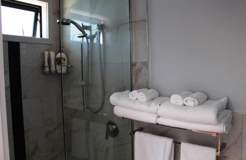 Coromandel Haus | Poppy Apartment