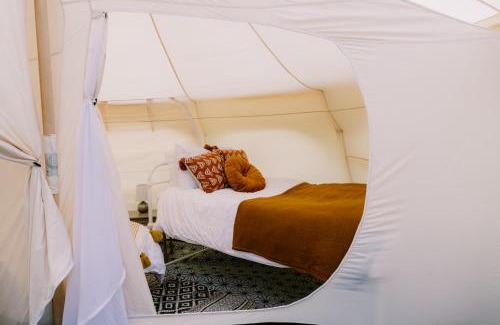 Amerton Sonstige | Poppy Fields Glamping