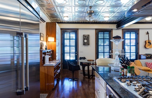 Mid-City Haus | MidCity Porch House mit privatem "Japoolzzi" Pool ~ Immer die richtige Temperatur!