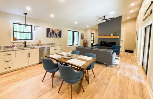 Herbster Haus | Porcupine Bluff | Modern Home, Lake Views