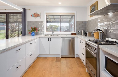 Port Albert Haus | Port Albert Waterview Retreat