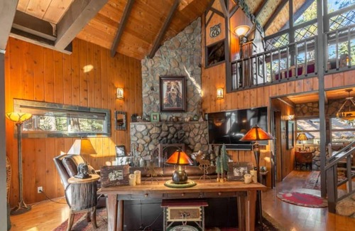 Chamberlands Hütte | Porter by Avantstay Rustic Modern Oasis In The Of Chamberlands