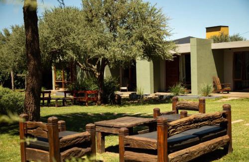 Carpinteria Hotel | Posada del Manzano