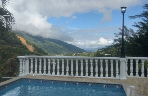 San Jeronimo Hütte | Posada Primavera