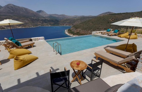 Limeni Haus | POSEIDON-APEA Villas