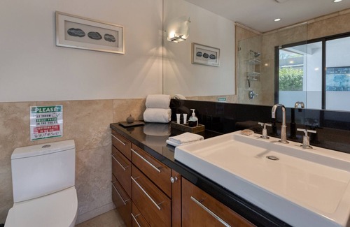 Warm Sands Haus | Großes komfortables 5BR + 4BA Poolhaus in ruhiger Lage mit warmem Sand