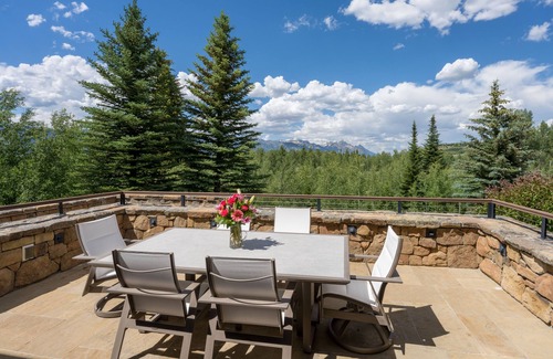 Indian Springs Haus | Postcard Grand Teton View Luxury Retreat in Jackson Hole Gateway to Yellowstone