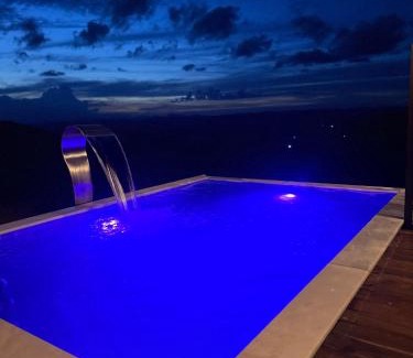 Venda Nova Do Imigrante Skihütte | Pousada Alto Colina - Chalé Quero-quero