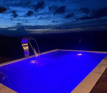 Venda Nova Do Imigrante Skihütte | Pousada Alto Colina - Chalé Quero-quero