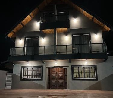 Vila Britania Haus | Pousada Impera - Campos do Jordão