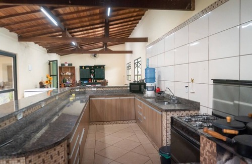 Socorro Haus | Pousada só pra mim com 4 Suítes , Lago, Piscina, Campinho Pomar, Sky, Wifi,