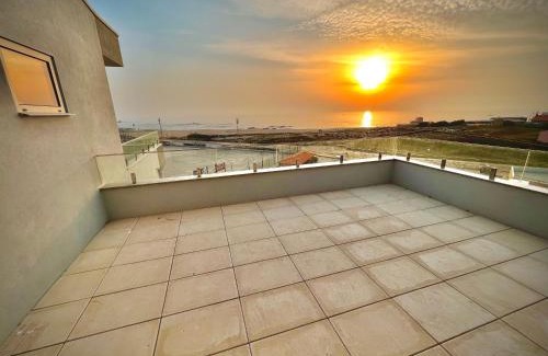 A Ver-o-Mar Wohnung | Povoa de Varzim-Sleeps4-Beachfront-Ac-Parking