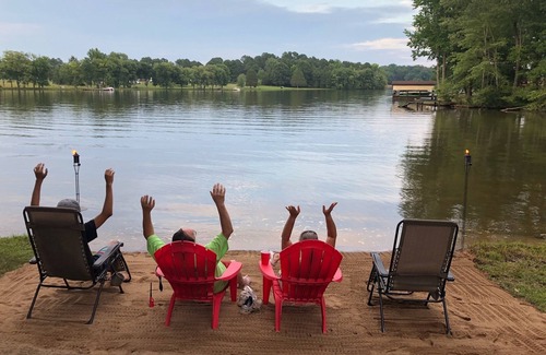 Gasburg Kabine | Pr Cabin am Lake Gaston ~ Erinnerungen beginnen hier