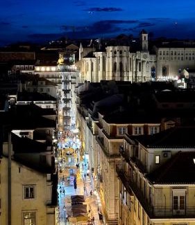 Chiado Wohnung | Praça do Comércio Romantic Apartment