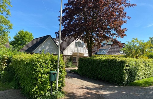 Idskenhuizen Villa | Prachtig vakantiehuis aan het water!