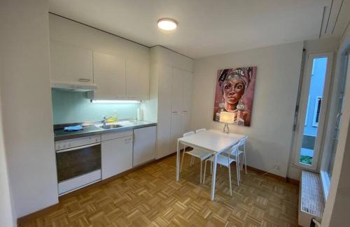 Hochschulen Wohnung | Practical studio in the city center - Art 7