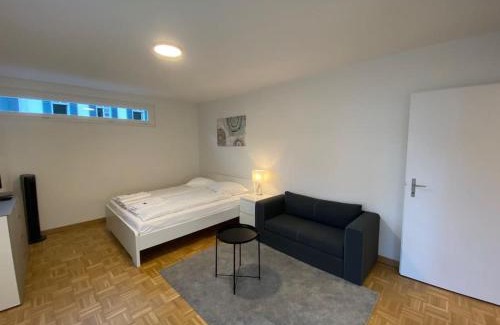 Hochschulen Wohnung | Practical studio in the city center - Art 7