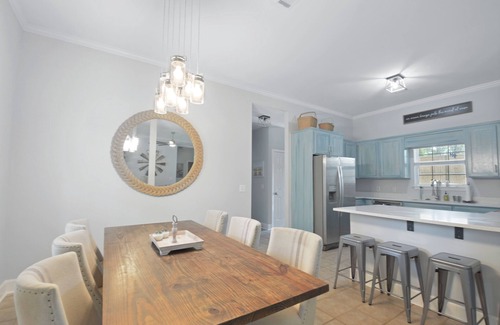 St. Simons Island Haus | Practically perfect!! Quiet mid-island beach retreat, centrally located to all!