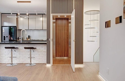 Orakei Haus | Premium Abode with Lift and Water Views