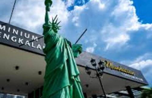 Taman Jubilee Wohnung | Premium Manhattan Ipoh 怡保民宿, 4bedroom 12pax, water park