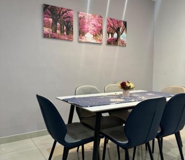 Taman Jubilee Wohnung | Premium Manhattan Ipoh 怡保民宿, 4bedroom 12pax, water park