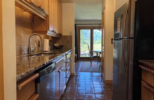 Moose Wilson Road Haus | Unbezahlbare Teton Views. In den Espen und Minuten vom Weltklasse-Skifahren entfernt!