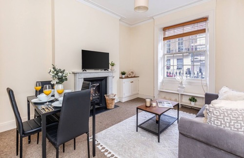 Bryanston and Dorset Square Wohnung | Prime 1BR Steps from Regent’s Park & London Zoo