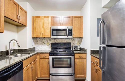 Prudential - St. Botolph Wohnung | Prime Back Bay 2BR/2B steps from Prudential Center, by Blueground