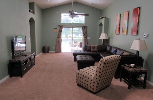 Orange Tree Haus | Prime location, Pool Home Includes Spa, Games Room, Just Minutes from the Parks! (BHL16050)