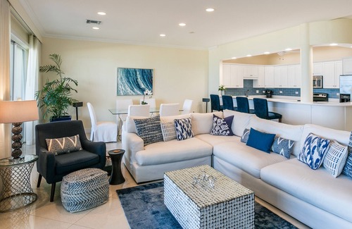 Seven Mile Beach Eigentumswohnung | Prime Residence Nr. 6 am 7 Mile Beach, High-End-Eigentumswohnung am Strand im Erdgeschoss