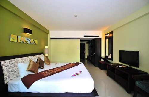 Kamala Resort | Princess Kamala Beachfront Hotel - SHA Extra Plus