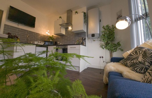 Riverside Wohnung | Principality Suites (1 bed)