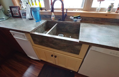 Dedham Hütte | Pristine Lakefront Cottage in Maine 30 miles from Acadia National Park.