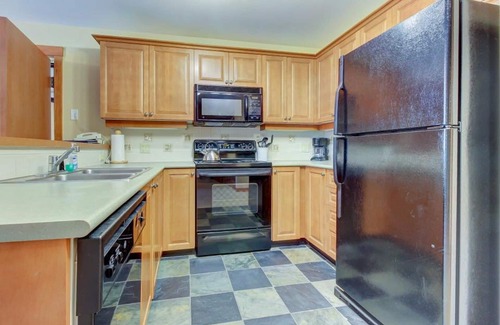 Salt Lake Mountain Resorts Eigentumswohnung | Pristine Ski Retreat, Pistenblick in Solitude Village, 2 Bed 2 Bath