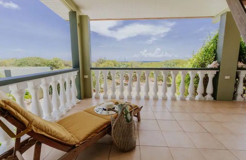 Pos Chiquito Haus | PROMO 5% WEEKLY/10% MONTHLY DISC. Private 2 bedroom property with amazing view
