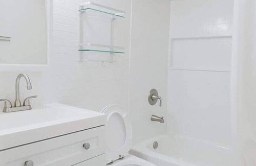 Wheaton-Glenmont Wohnung | Private 2 bedroom suite in Silver Spring