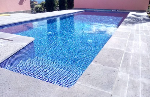 Tabua Haus | Privater beheizter Pool - kostenloses WLAN - Kabel- und Sat-TV - großer Garten