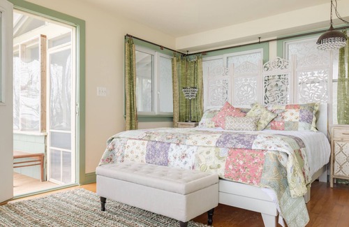 Tracys Landing Haus | Private Beach House in Tracy's Landing Maryland