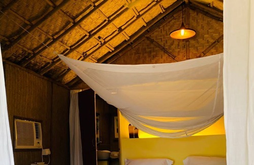 Morjim Haus | Private beach house, bang on the beach @Ashvem/Morjim