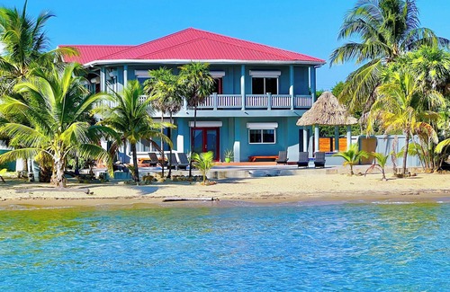 Sanctuary Belize Villa | Private Beachfront Villa with Pool.