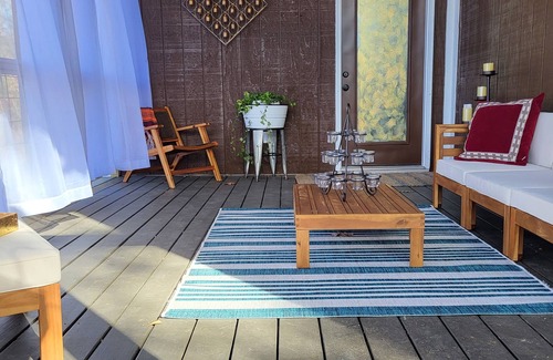 Covington Haus | Private Bungalow near Covingtons Mystic Falls