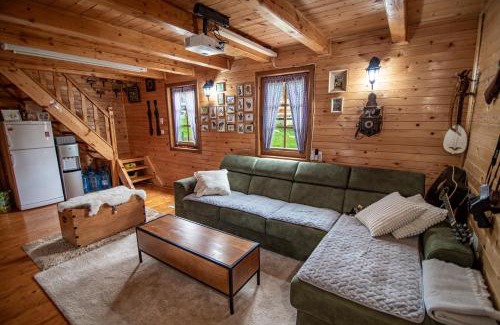 Savnik Haus | Private Cabin in the Woods