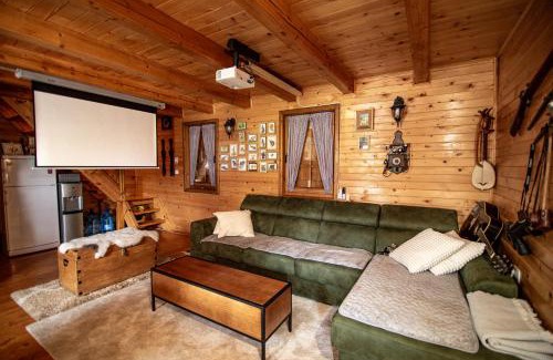 Savnik Haus | Private Cabin in the Woods