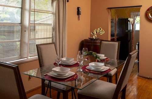 Riverside Park Wohnung | Private, zentrale Wohnung. In der Nähe von Las Olas und Strand! 6 Meilen zum Flughafen.