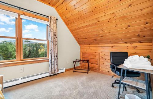 Rumford Center Skihütte | Private Chalet with Fireplace Hottub and Game Room