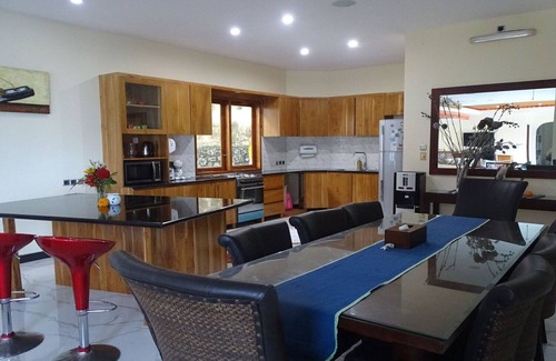 Kalibukbuk Villa | Private & charming 3-bedroom villa with ocean view in North Bali