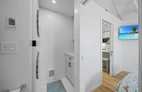 Coeur d'Alene Haus | Private Cottage on Annie